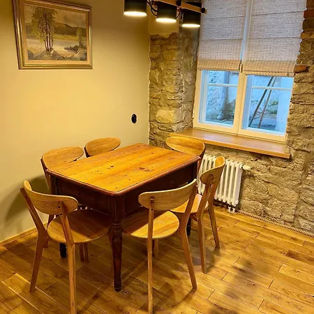 Kohtu Epoch Lejlighed Kuressaare